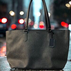 TUMI Gray Business Textured Tote Bag with Black Handles and Luggage Loop